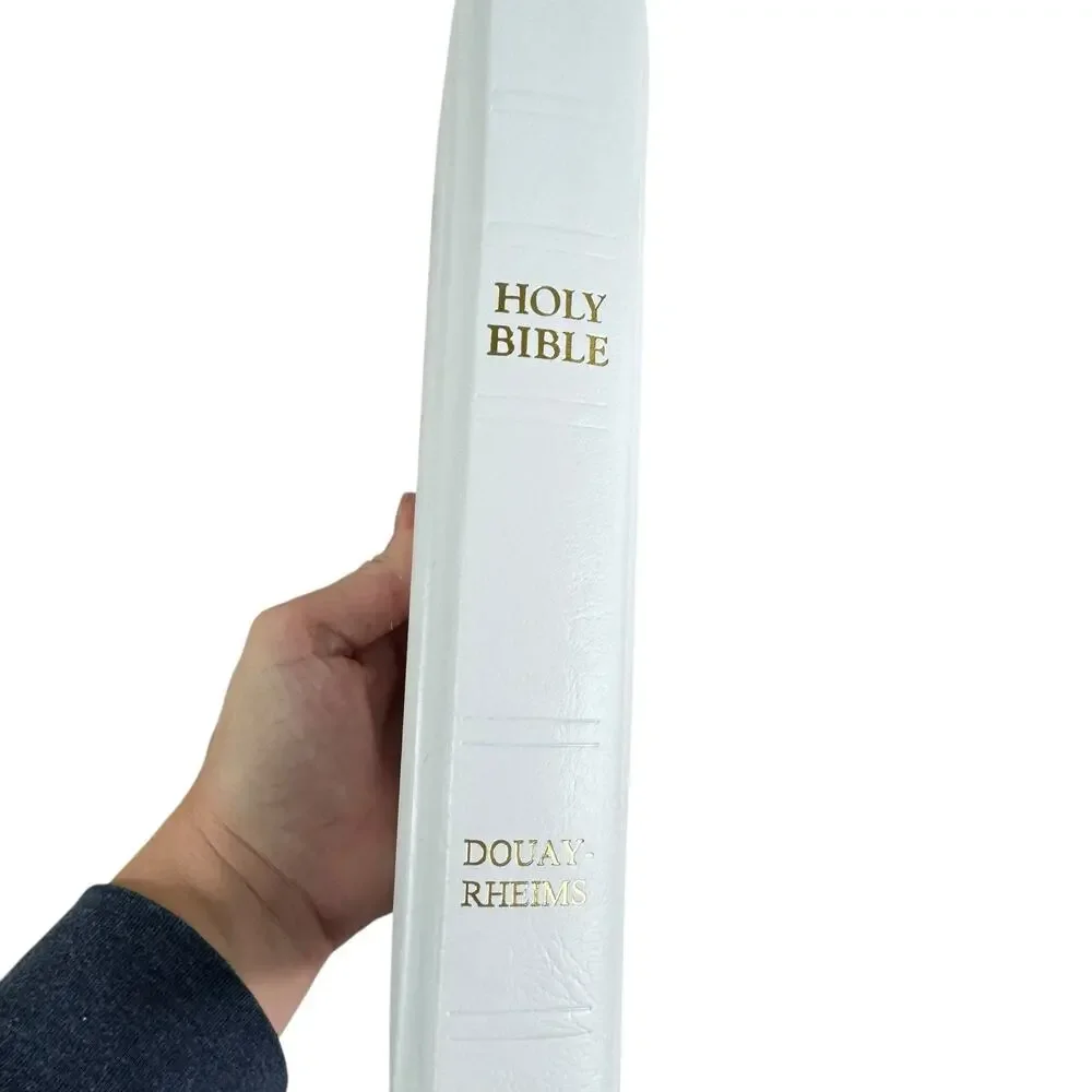 Holy Bible White Hardcover Remembrance Edition Cedar Box‎ Hinged Case